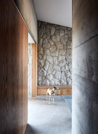 Casa Tapihue by Matías Zegers Arquitectos