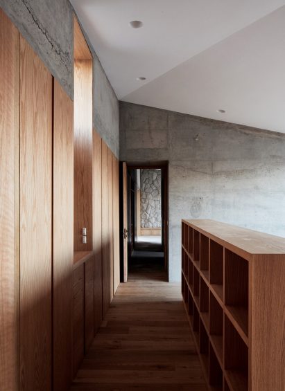 Interior of Casa Tapihue by Matías Zegers Arquitectos