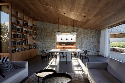 Interior of Casa Tapihue by Matías Zegers Arquitectos