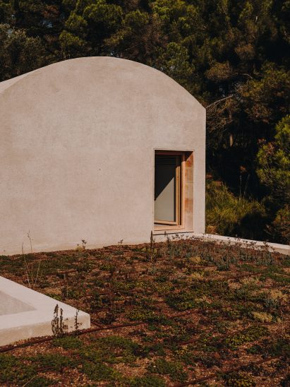 Roof of Casa Ter by Mesura