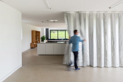Curtain partition in DU18 by Turner Works