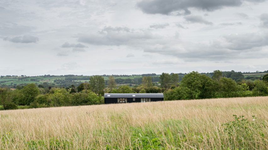 Distance view of DU18 by Turner Works