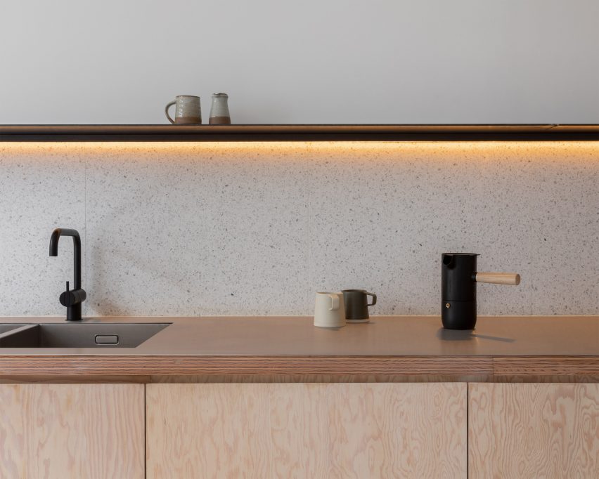 Kitchen of ER Residence by Studio Hallett Ike