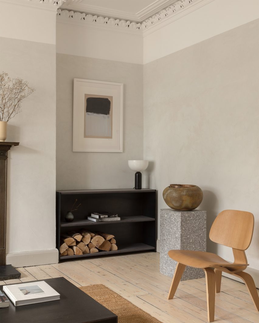 Living area of ER Residence by Studio Hallett Ike