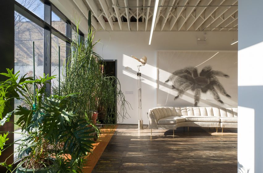 A living area inside of Facilty, Chicago, by Carlo Parente