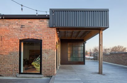 The roof terrace of Facilty, Chicago, by Carlo Parente