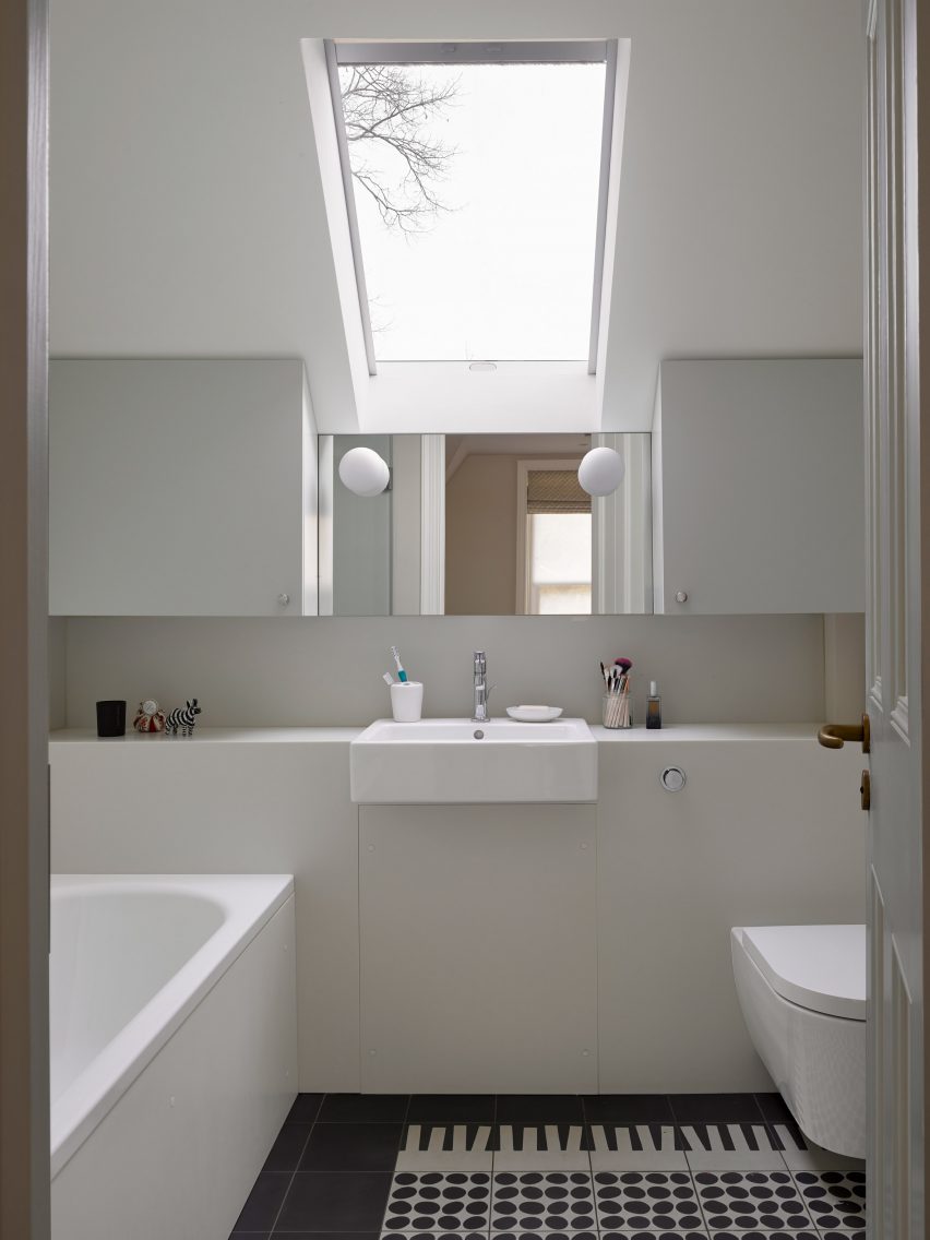 Bathroom in Hampstead House by Dominic McKenzie Architects