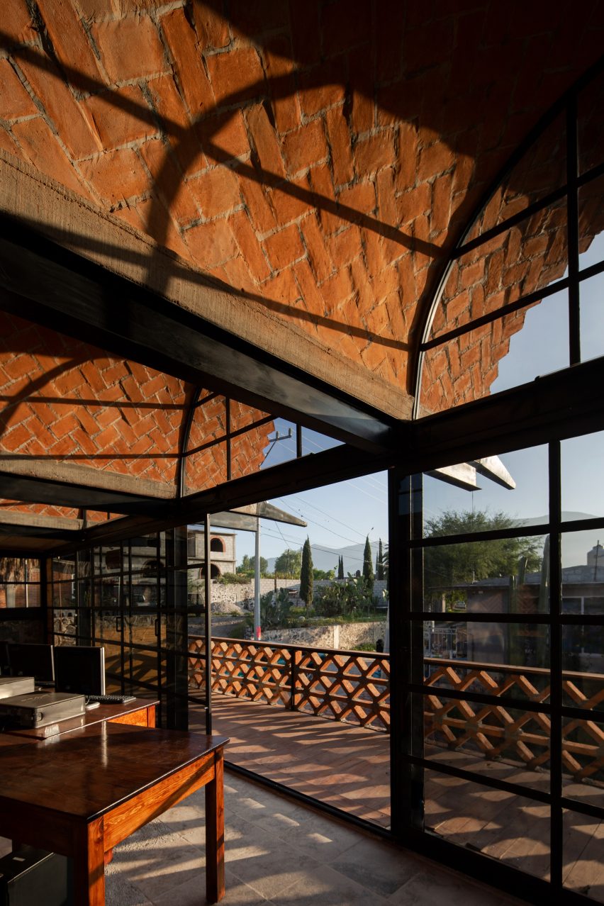 Hñähñu Multimedia Center by Aldana Sanchez Architects