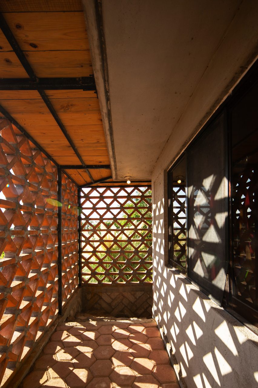 Hñähñu Multimedia Center by Aldana Sanchez Architects