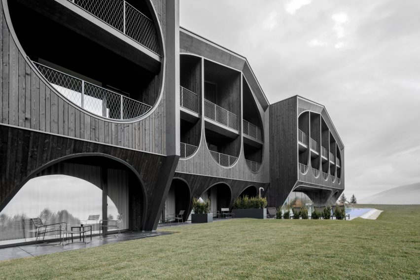 The exterior of Hotel Milla Montis by Peter Pichler Architecture