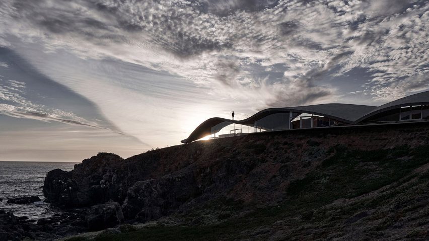 The silhouette of House in Los Vilos, Chile, by Office of Ryue Nishizawa