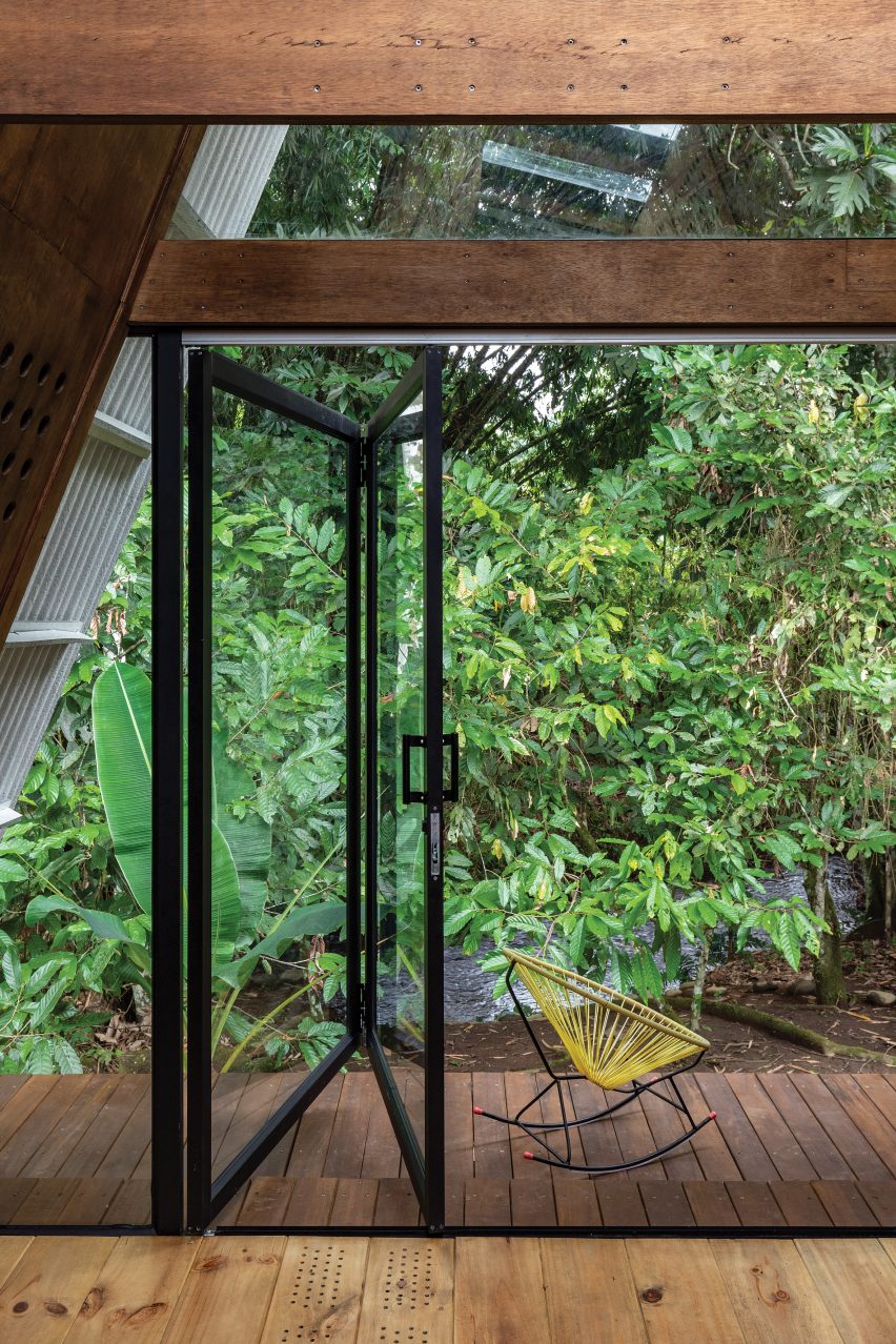 The terrace outside the Huaira cabin by Diana Salvador and Javier Mera in Ecuador