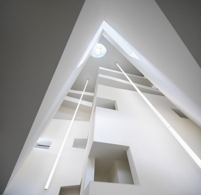 The central void inside Huamao Museum of Art and Education by Álvaro Siza and Carlos Castanheira