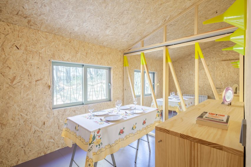 Love shack by Husos Architects