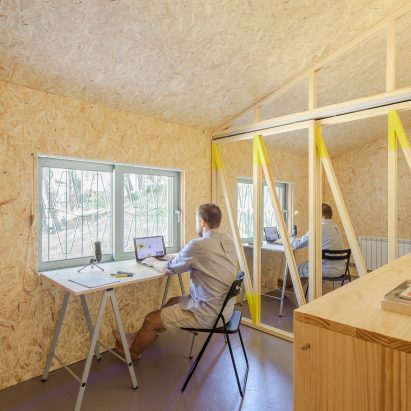 Love shack by Husos Architects