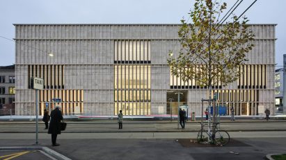 The limestone exterior of the Kunsthaus Zurich museum extension by David Chipperfield