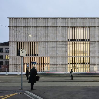 The limestone exterior of the Kunsthaus Zurich museum extension by David Chipperfield