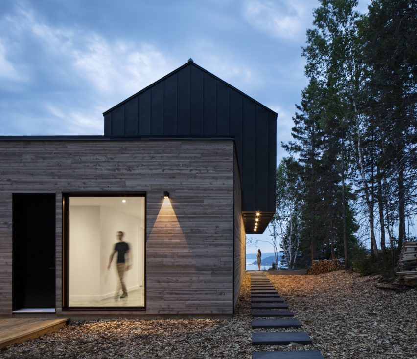 Rear view of Le Littoral by Architecture 49