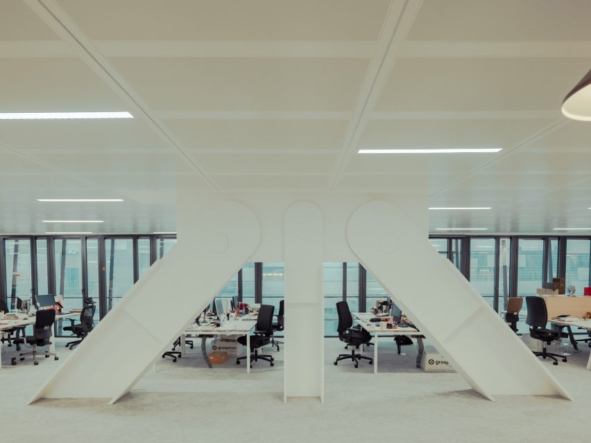 An office inside of the Le Monde Headquarters in Paris by Snøhetta