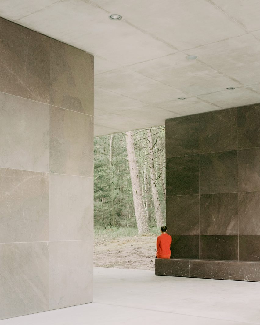 Bench seat at Loenen Pavilion by Kaan Architecten