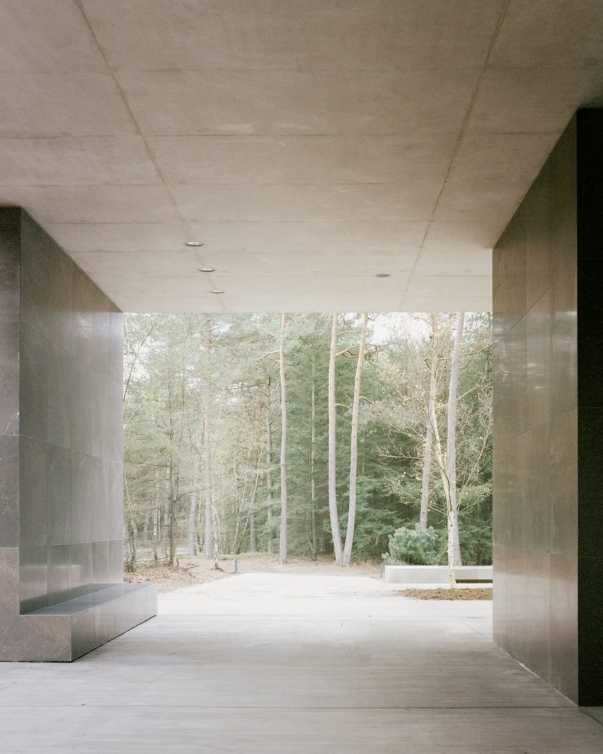 Framed aperture in Loenen Pavilion by Kaan Architecten