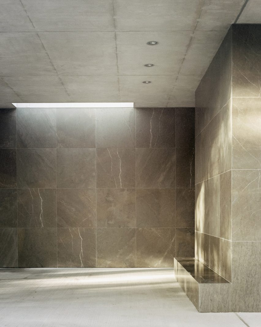 Shadows on wall of Loenen Pavilion by Kaan Architecten