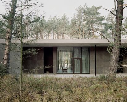 South facade of Loenen Pavilion by Kaan Architecten