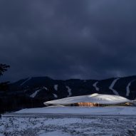 Yabuli Entrepreneurs' Congress Center by MAD