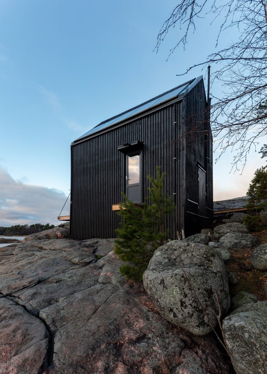 Majamaja off-grid cabin by Pekka Littow