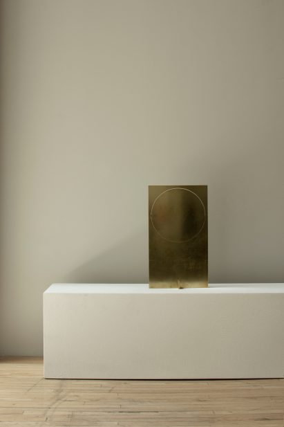 Manu Bañó's OBJ-01 light when closed