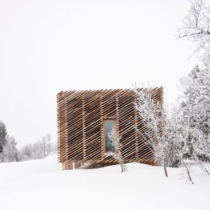 Skigard Hytte by Mork-Ulnes Architects