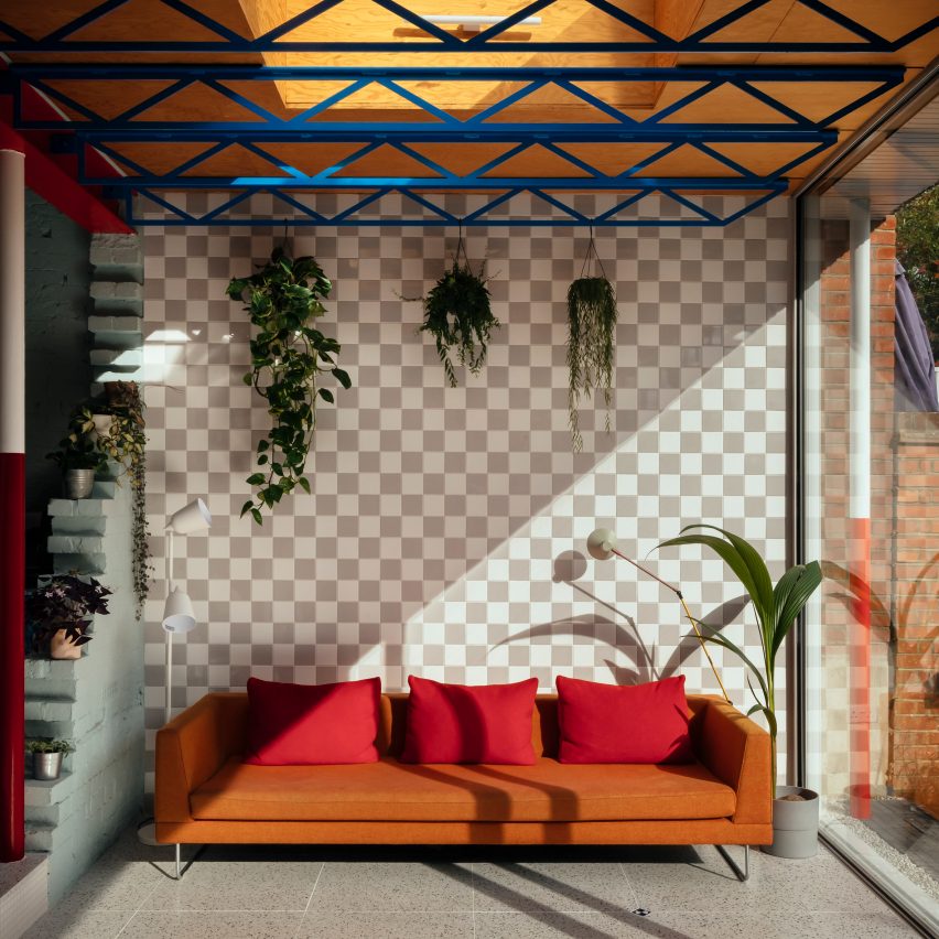 Lounge in Mountain View by CAN Architecture