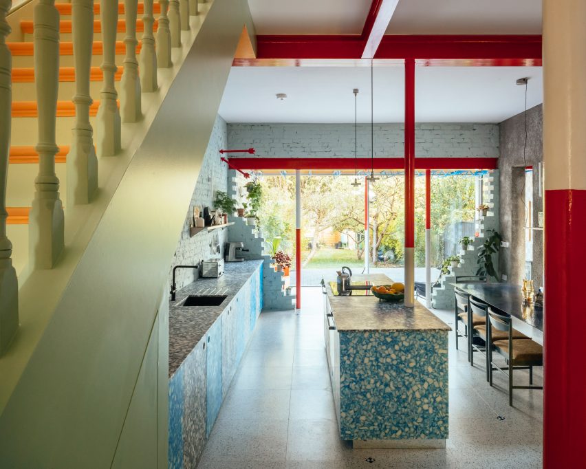 View from entrance in Mountain View by CAN Architecture