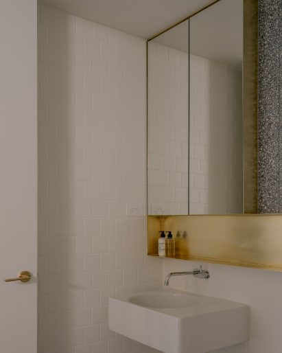 Bathrooms of Napier Street apartments by Freadman White