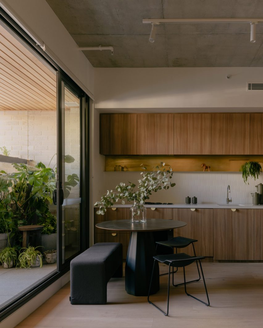 Kitchens of Napier Street apartments by Freadman White