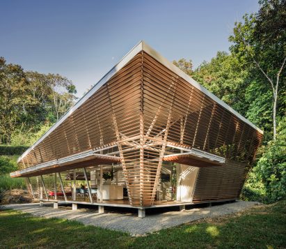No Footprint house by A-01