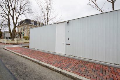 9 Ash Street by Philip Johnson
