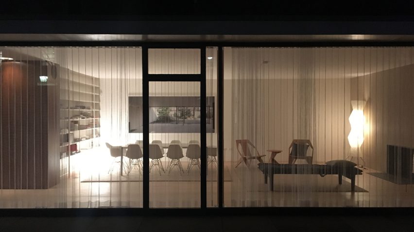 9 Ash Street by Philip Johnson