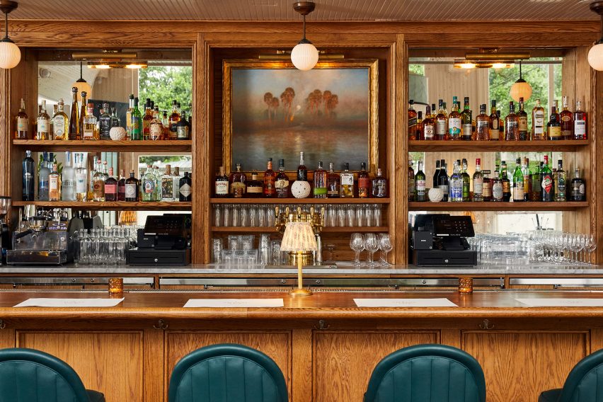 Bar inside Post House inn in Charleston, South Carolina