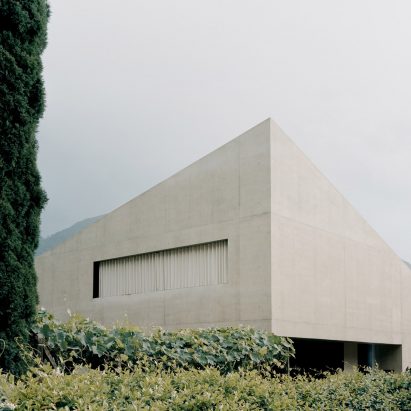 The concrete exterior of Pyramid House in Switzerland by DF_DC