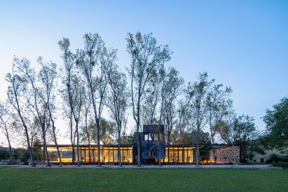Evening view of the Rancho Sierra Allende by Fabián M Escalante H Arquitectos