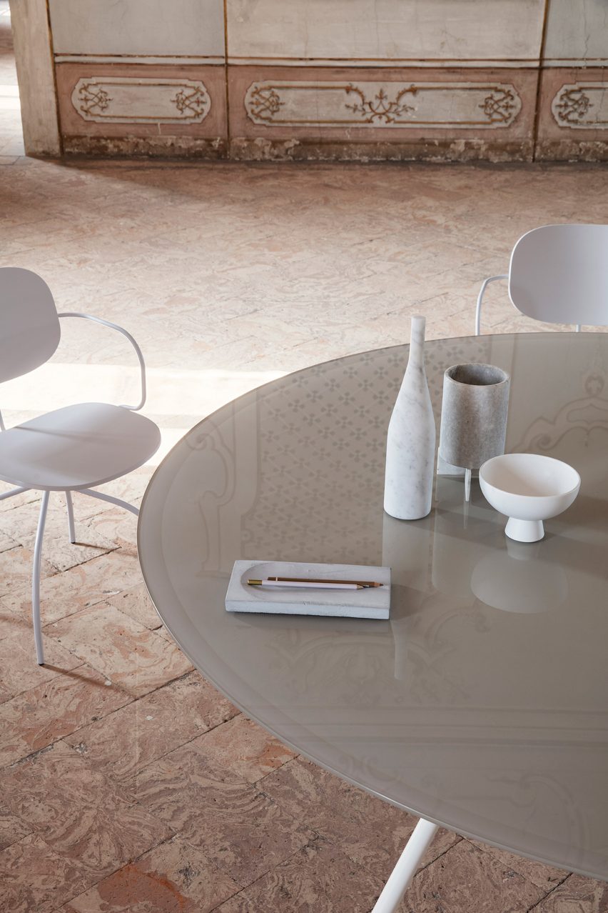 Sempione table by Raffaella Mangiarotti for IOC Project Partners
