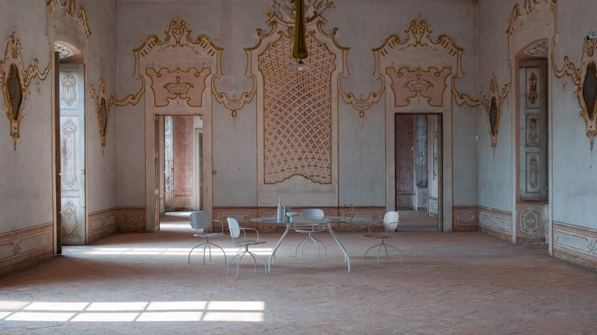 Sempione table by Raffaella Mangiarotti for IOC Project Partners