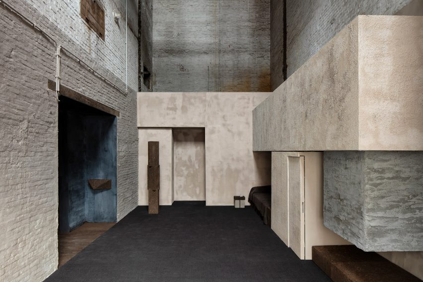 Still Room in Antwerp is a silent refuge