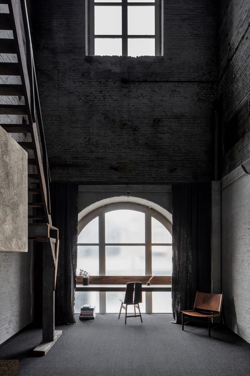 Still Room in Antwerp is a silent refuge