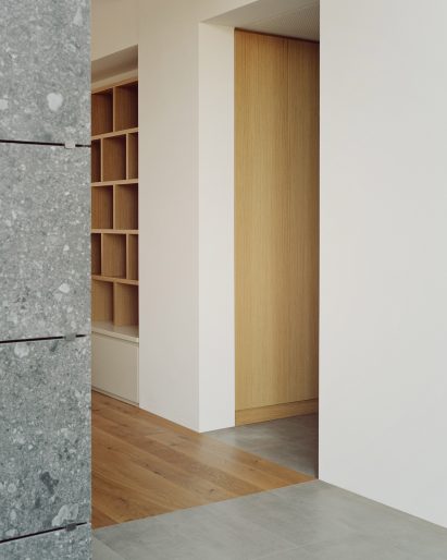A corridor inside The House of Wood, Straw and Cork by LCA Architetti