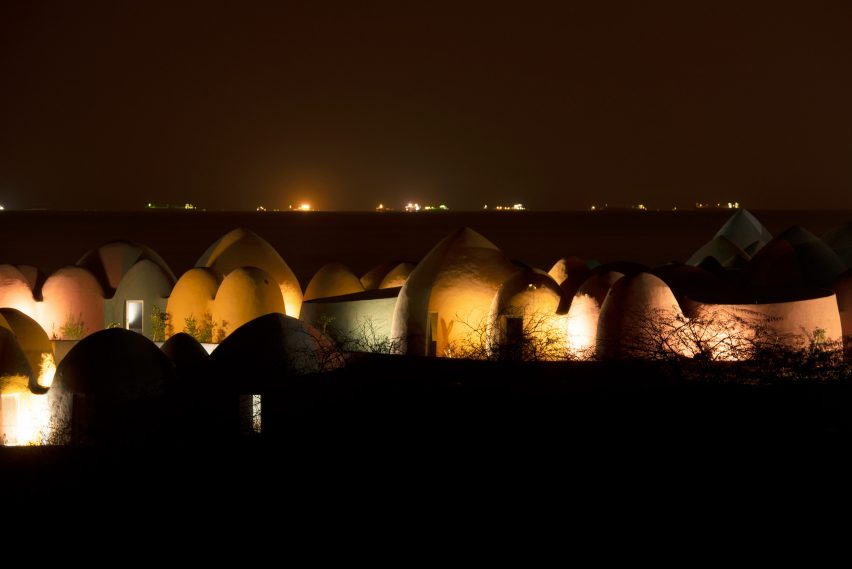 Presence in Hormuz holiday homes in Iran