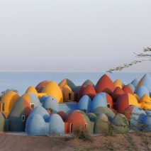 Presence in Hormuz holiday homes in Iran