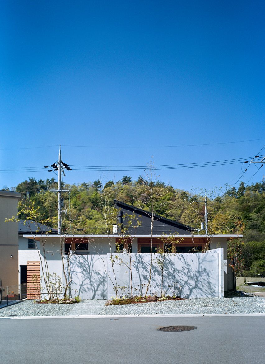 The concrete exterior of a Japanese house by FujiwaraMuro Architects