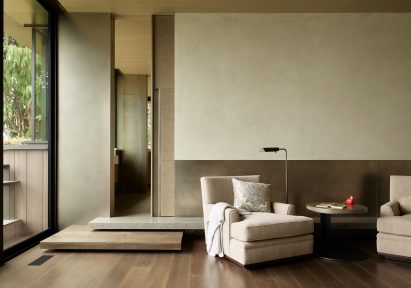 Living area of Lakeside Residence